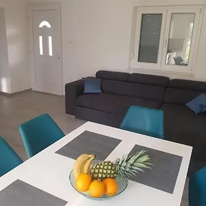 Milo - , Zadar Kroatien